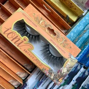 Epic Ioni eye lashes bundle 44 items